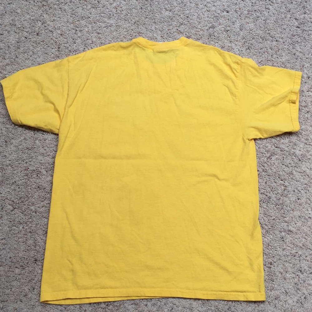 🛑FREE W/$10 purchase🛑 men’s L graphic tee shirt - Picture 4 of 4